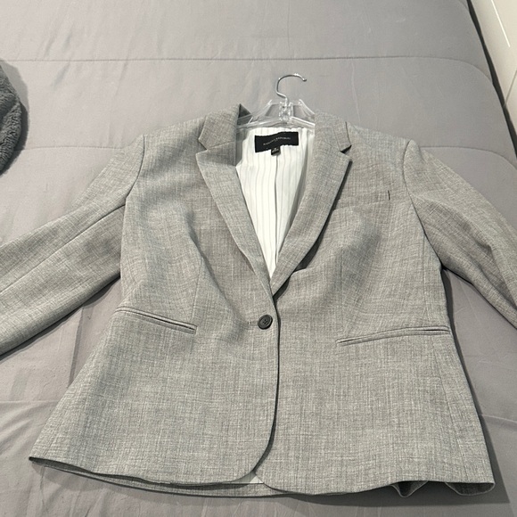 Banana Republic Light Gray Blazer - Picture 1 of 3